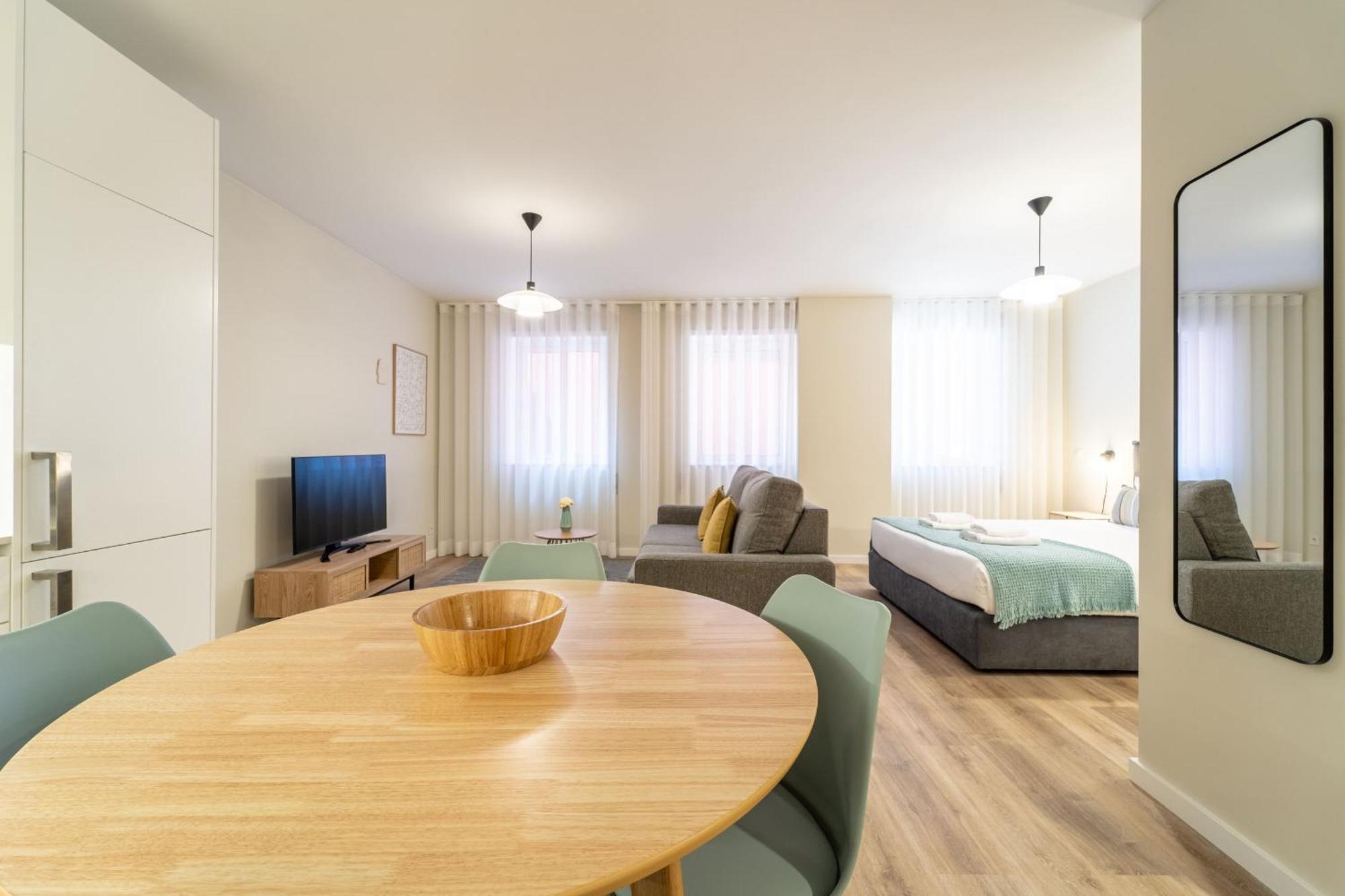 On The Square Studio - City Center By House And People Braga Exteriér fotografie